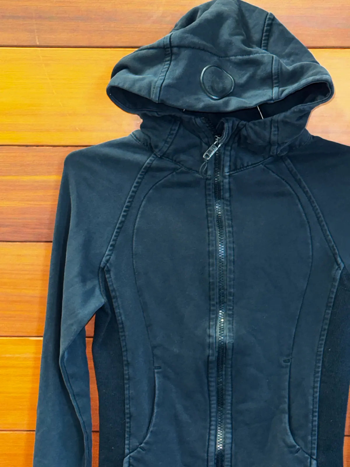 Lululemon Zip up hoodie, S, Good - faded/worn seams