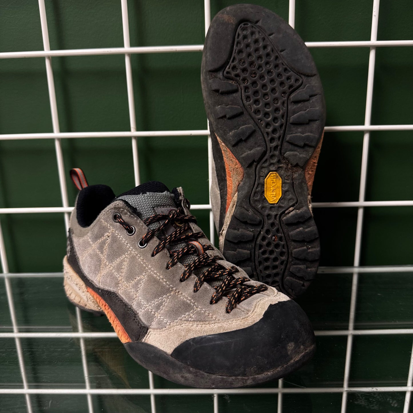 Scarpa Leather hikers, US W 5.5, Fair