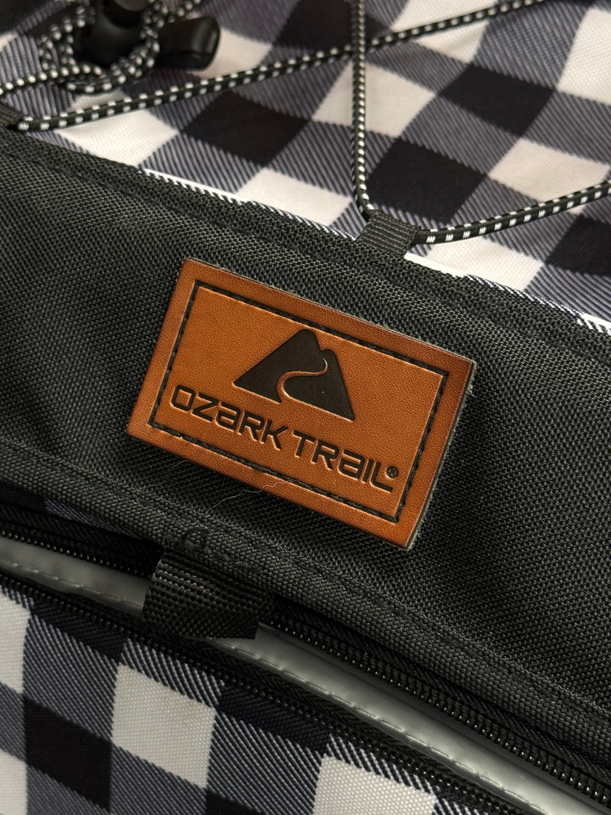 Ozark trail Soft cooler, Excellent