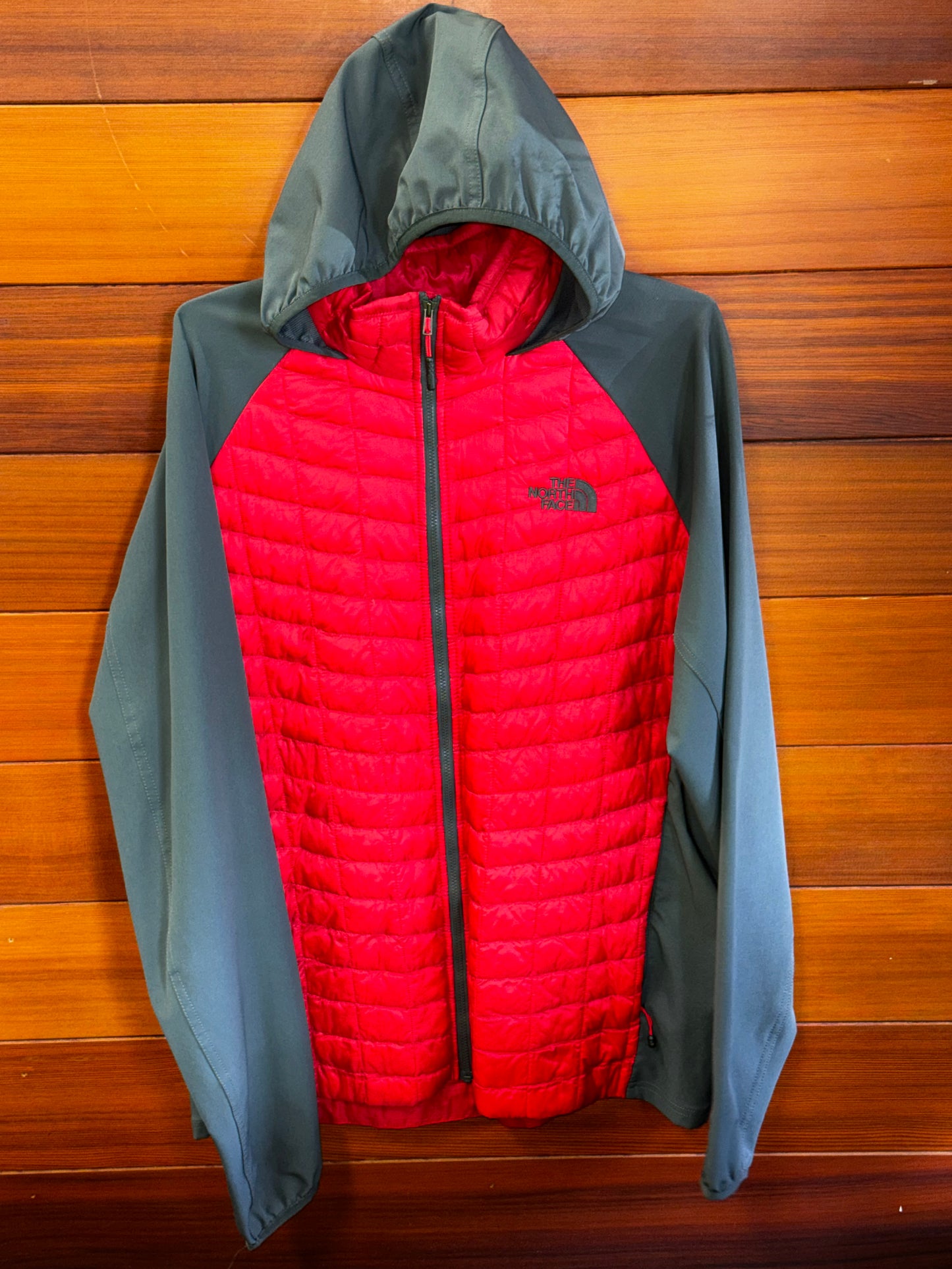 North Face Thermoball Hybrid hoodie, M