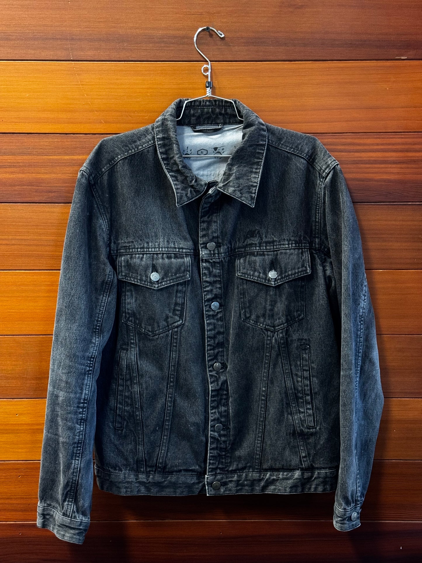 RVCA x El Neck Face  Collectors denim jacket, ML, Great