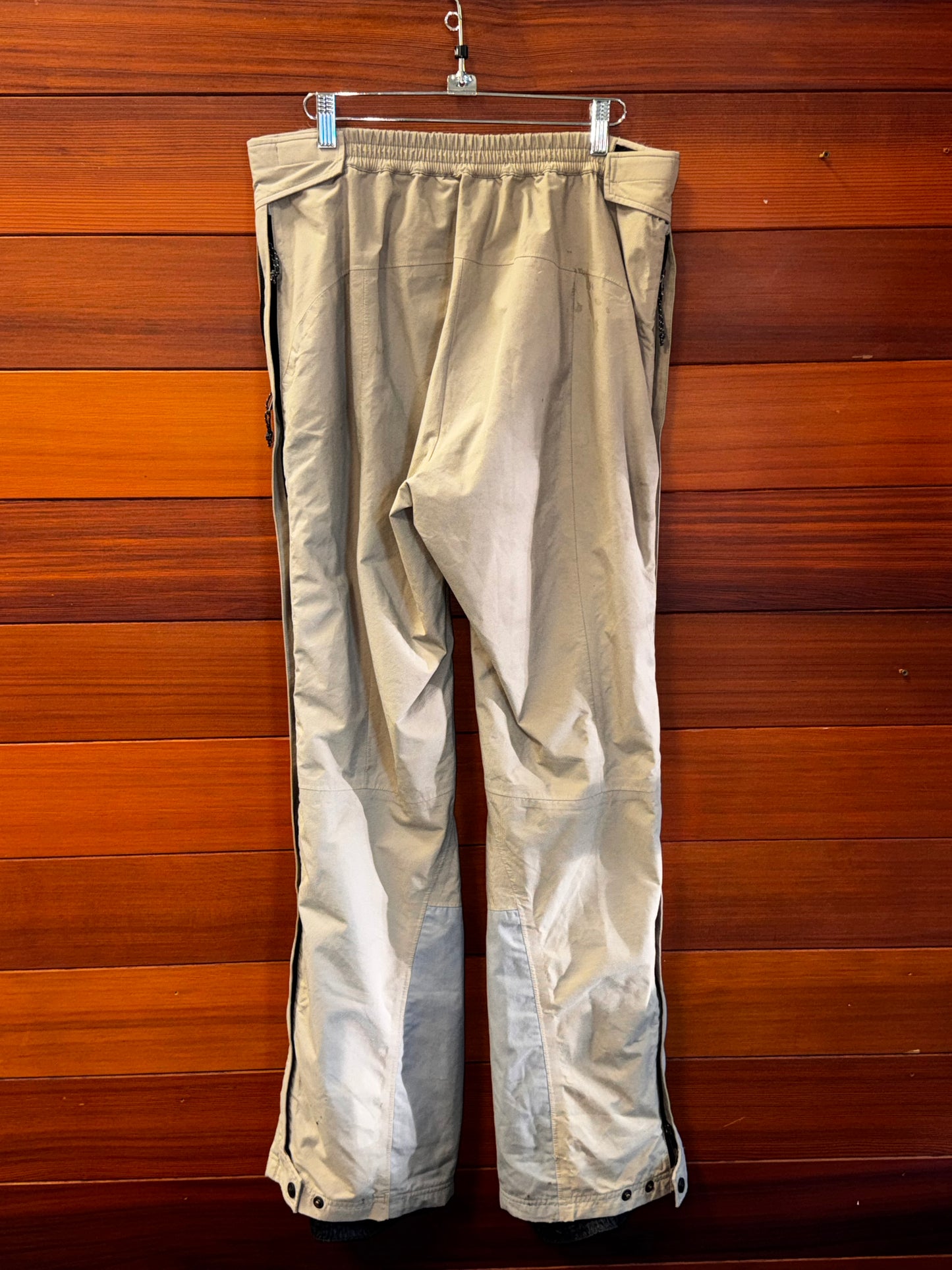 Mountain Hardware Snow pant - defiant alpine, MM, Good - small stains