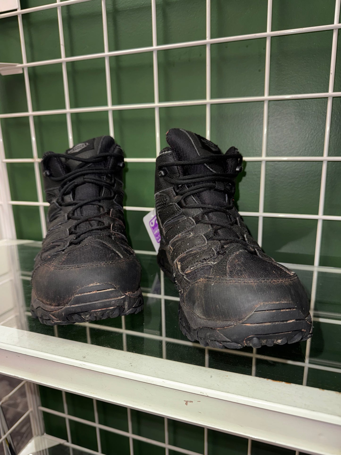 Merrell hiking boot, M9.5, Great  - needs cleaning