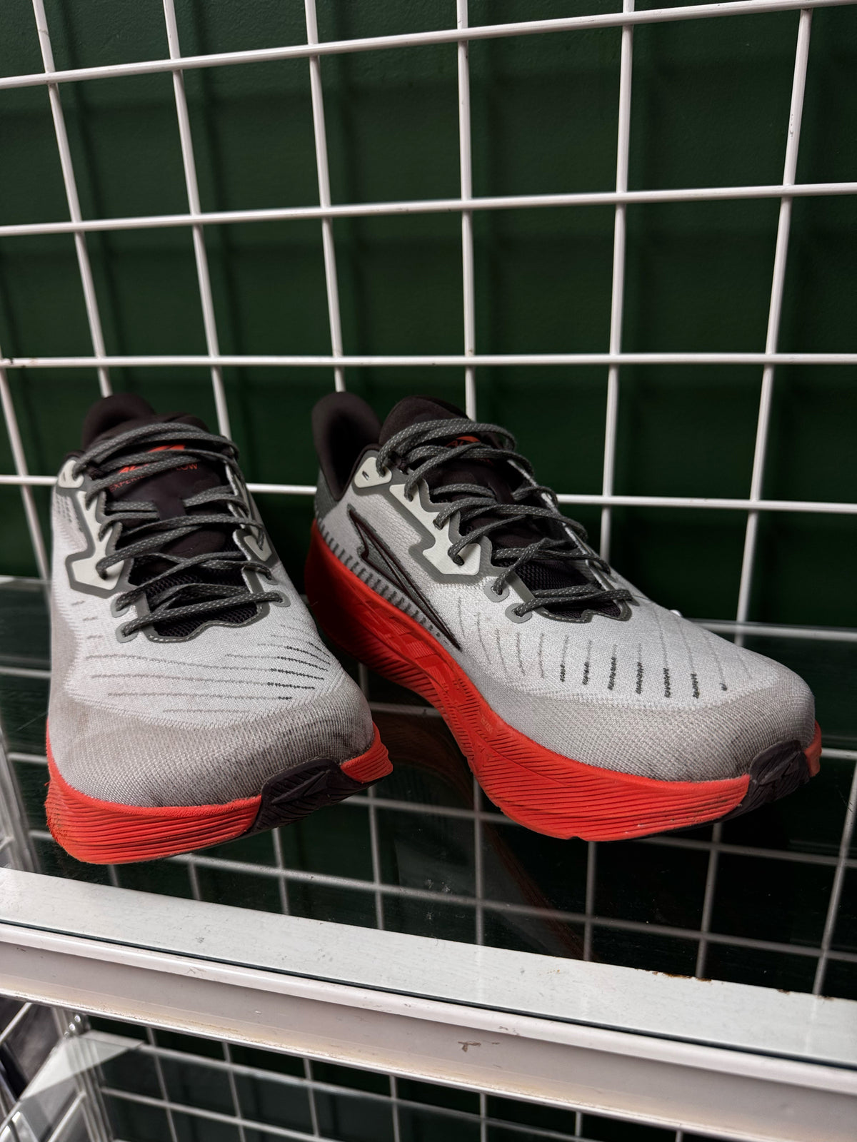 Altra Experience Flow runners, US 11.5, Good