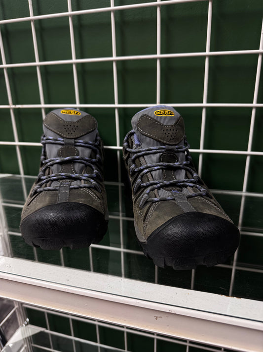 Keen hiking boots, W9.5, Great