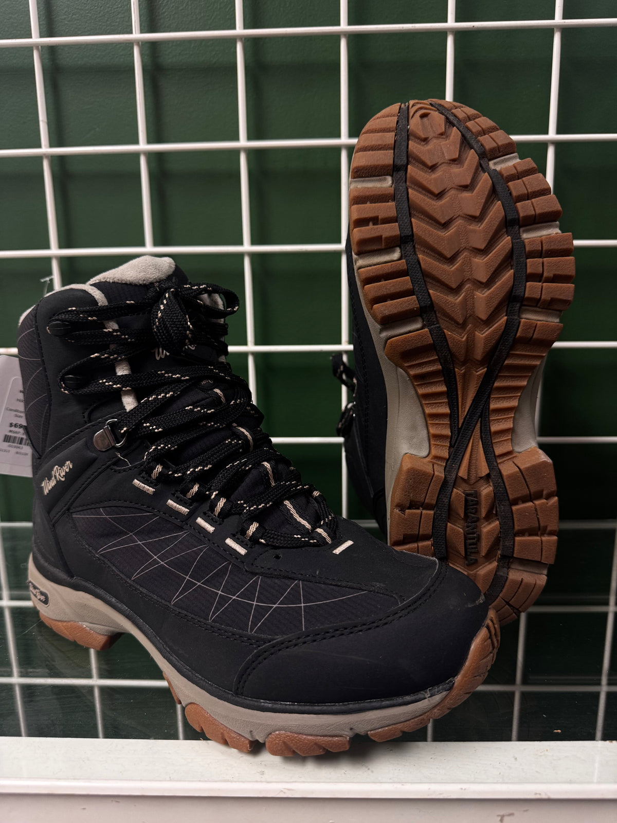Wind River Hiking boot, W10, Excellent