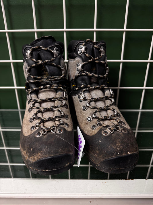 La Sportiva Mountaineering boot, US W 8?, Good - Lots of life