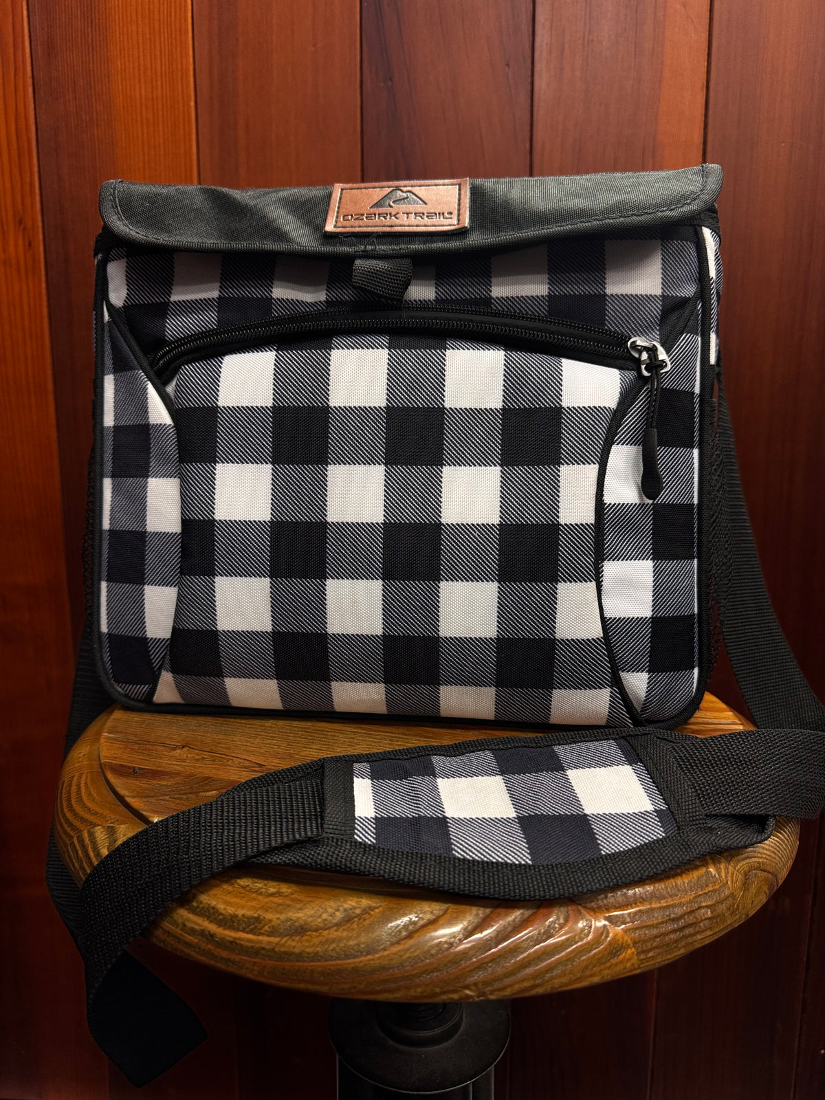 Ozark trail Soft cooler, Excellent
