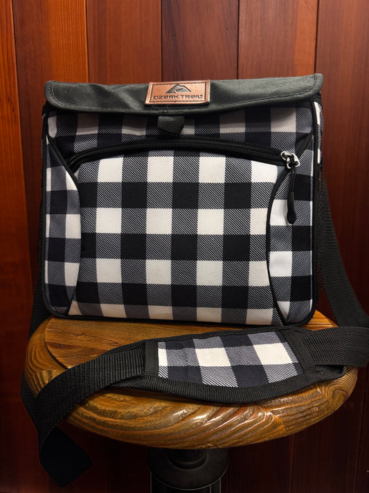 Ozark trail Soft cooler, Excellent
