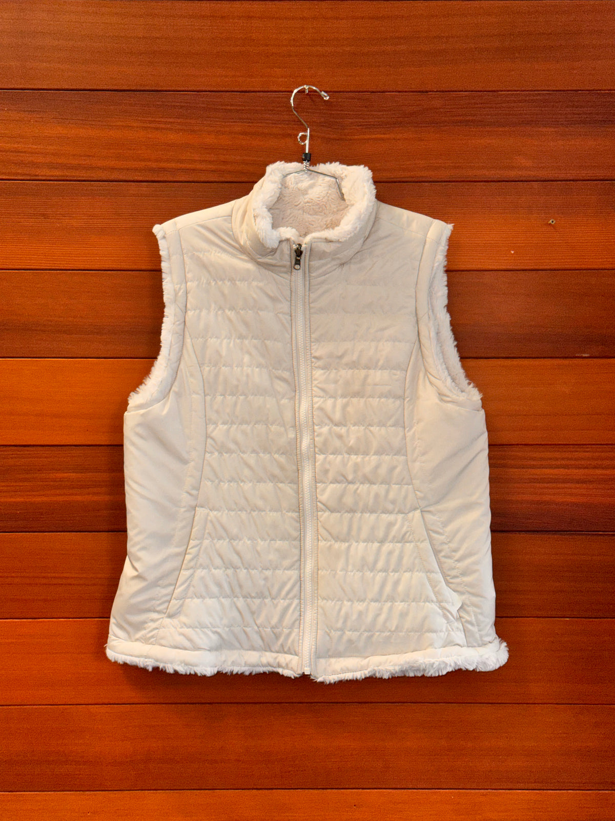 Nicole Miller Reversible fuzzy/quilted vest, WXL, Excellent