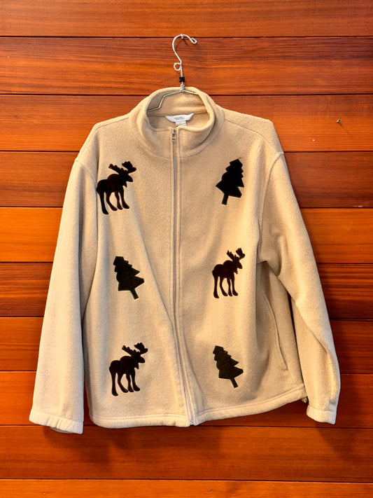 Northern Reflections Vintage Zip up with Moose and trees, L, Great vintage