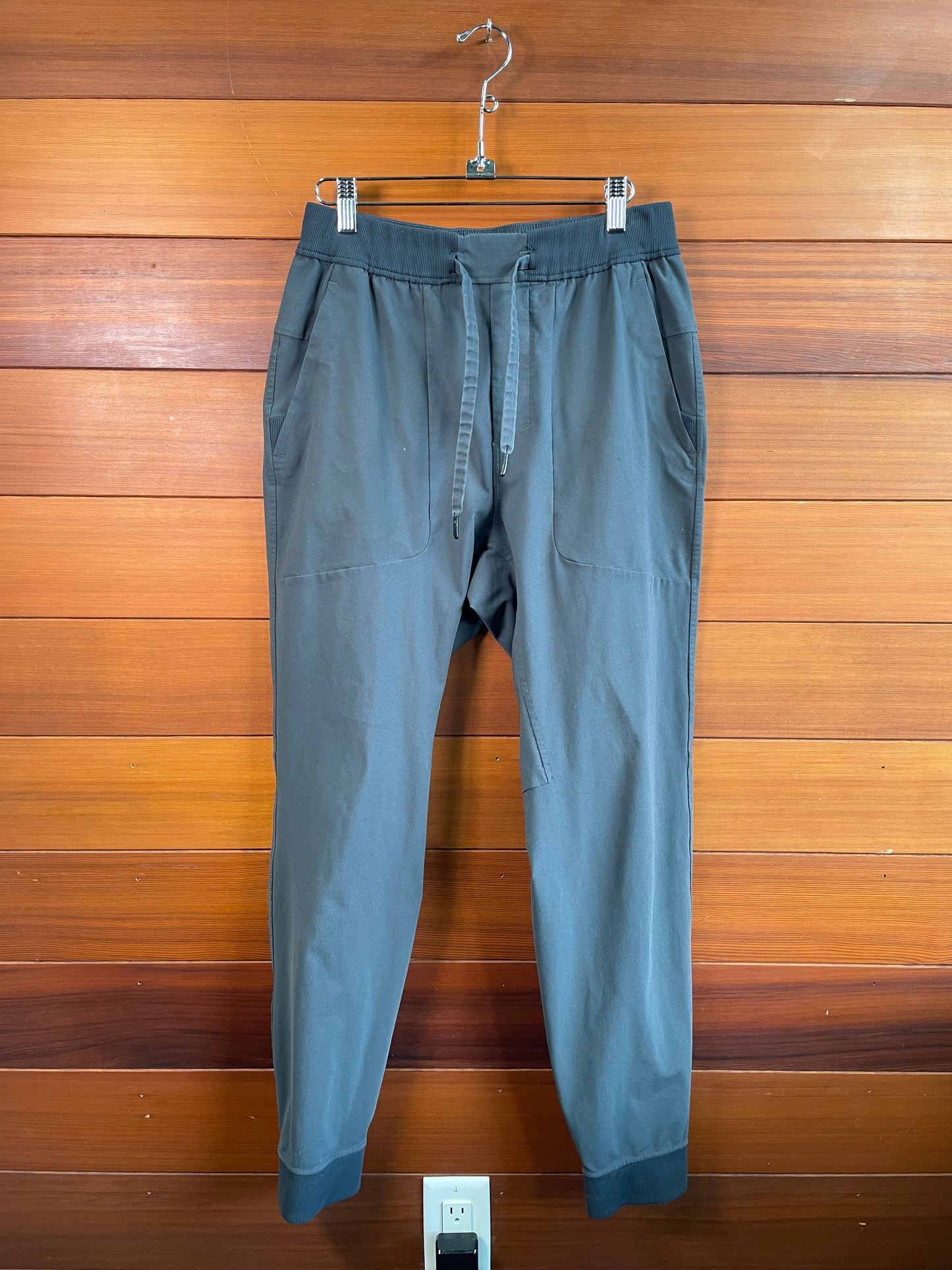 Lululemon ABC jogger, L, Good