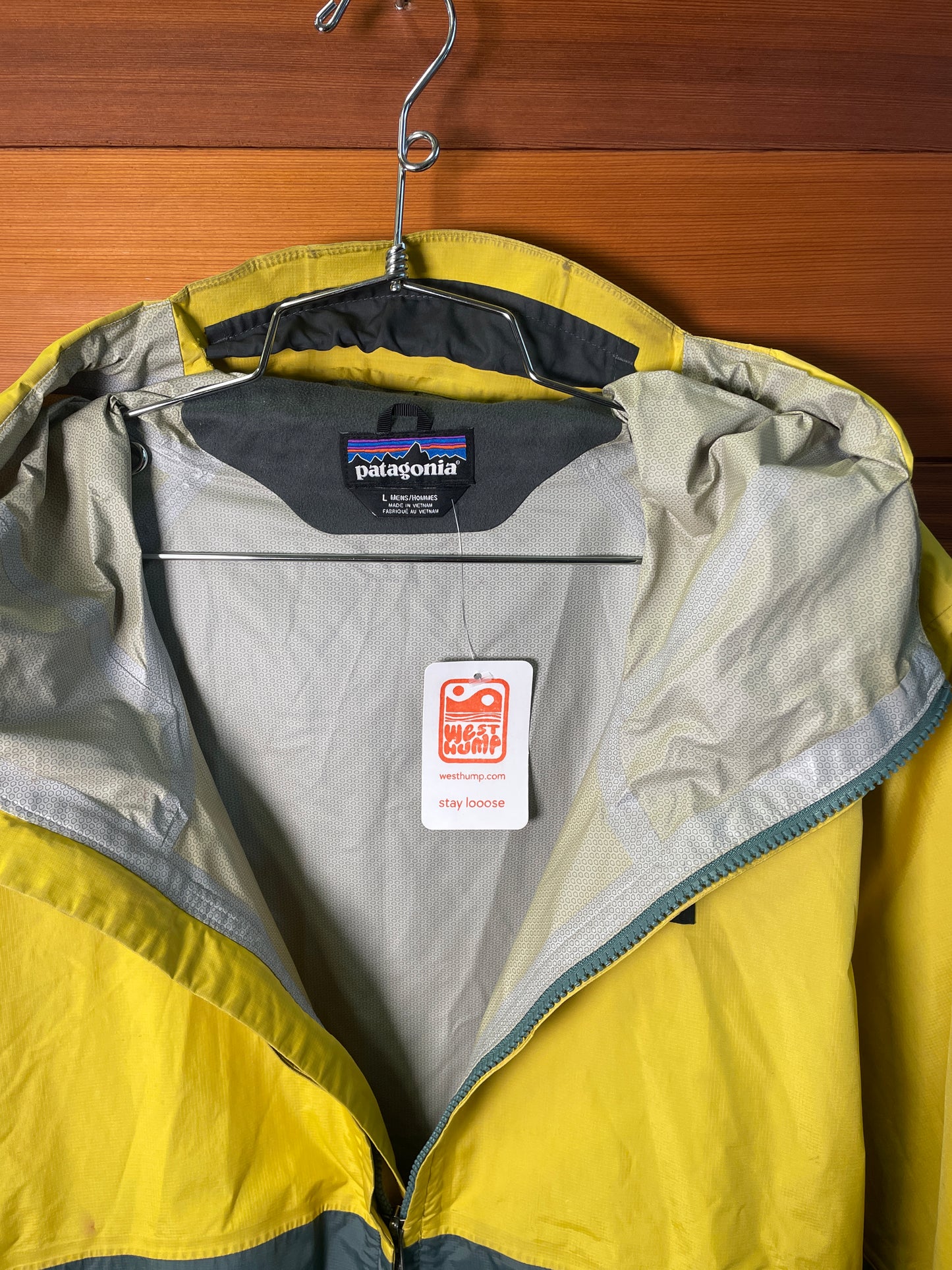 Patagonia Torrentshell rain jacket, L, Good