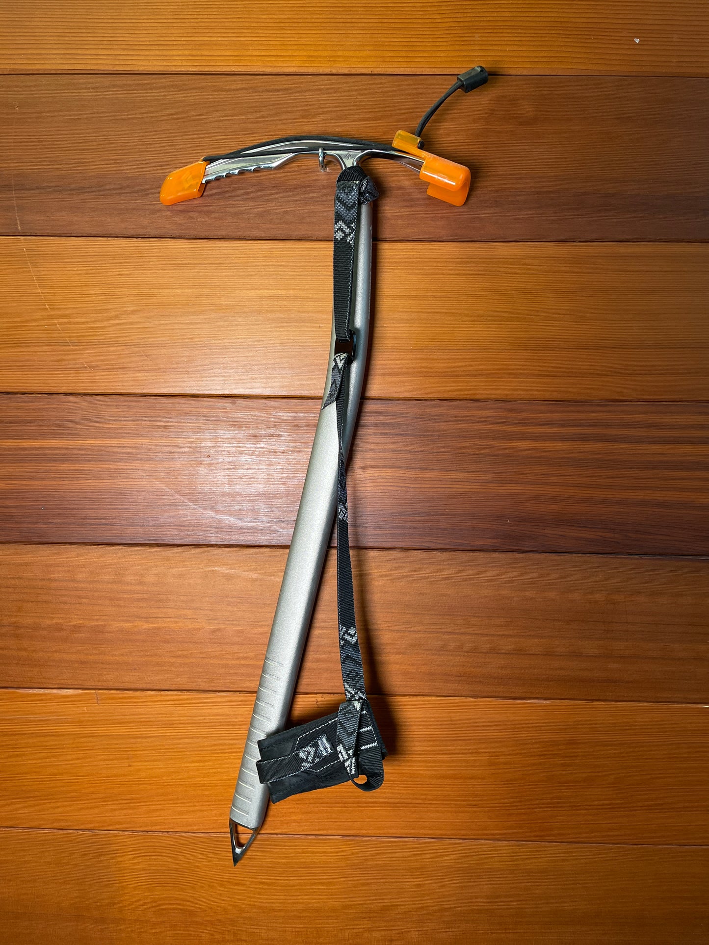 Black Diamond Raven Pro Ice Axe, 60cm, Excellent